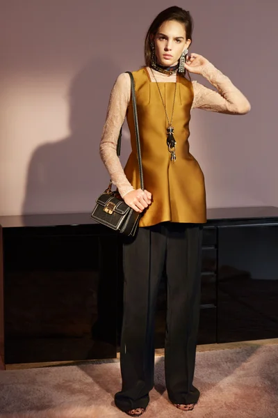 Look 22